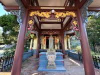 Dâng hương, tìm hiểu thân thế, sự nghiệp Sử gia Ngô Sĩ Liên